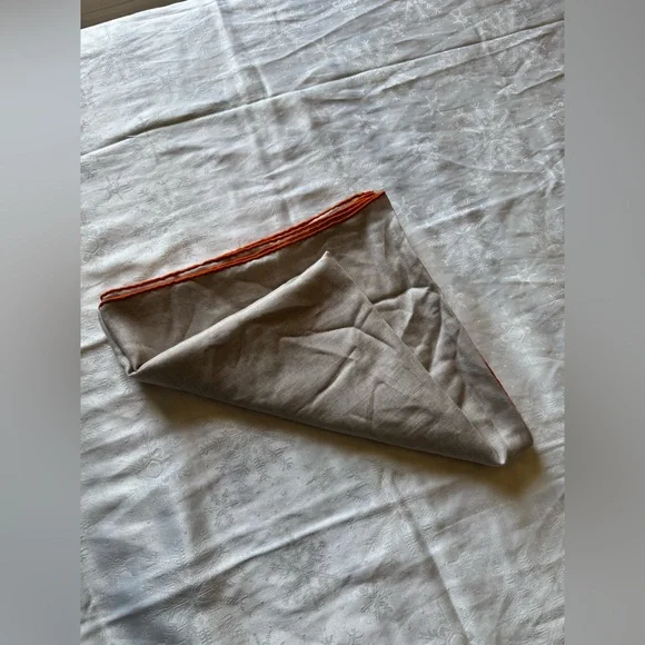 Hermes cream scarf - Picture 15 of 16